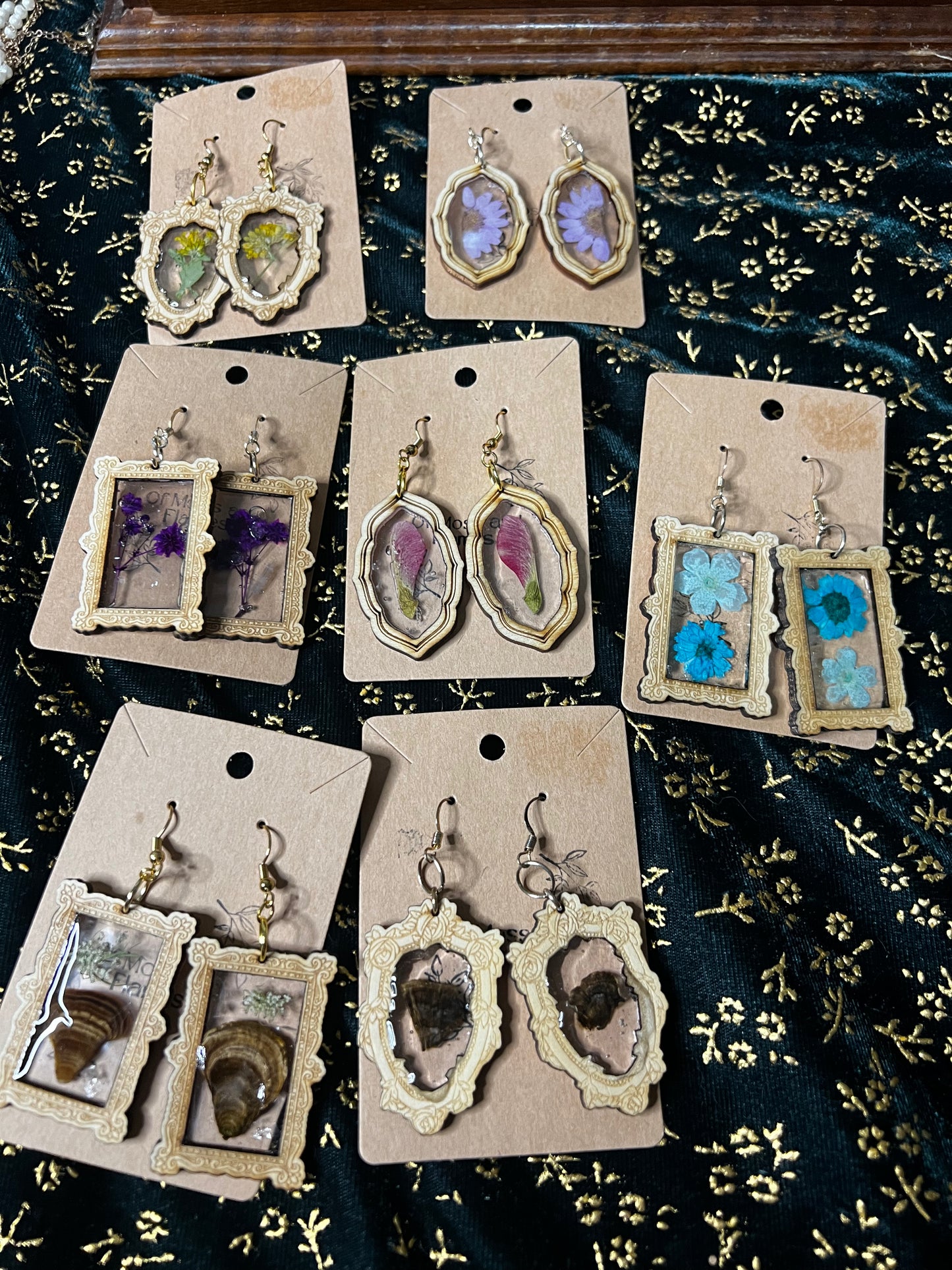 wooden frame pressed flower earrings