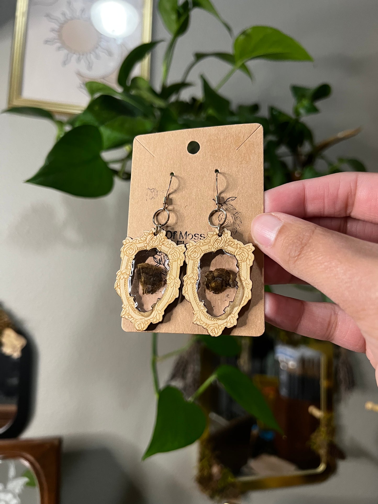 wooden frame pressed flower earrings