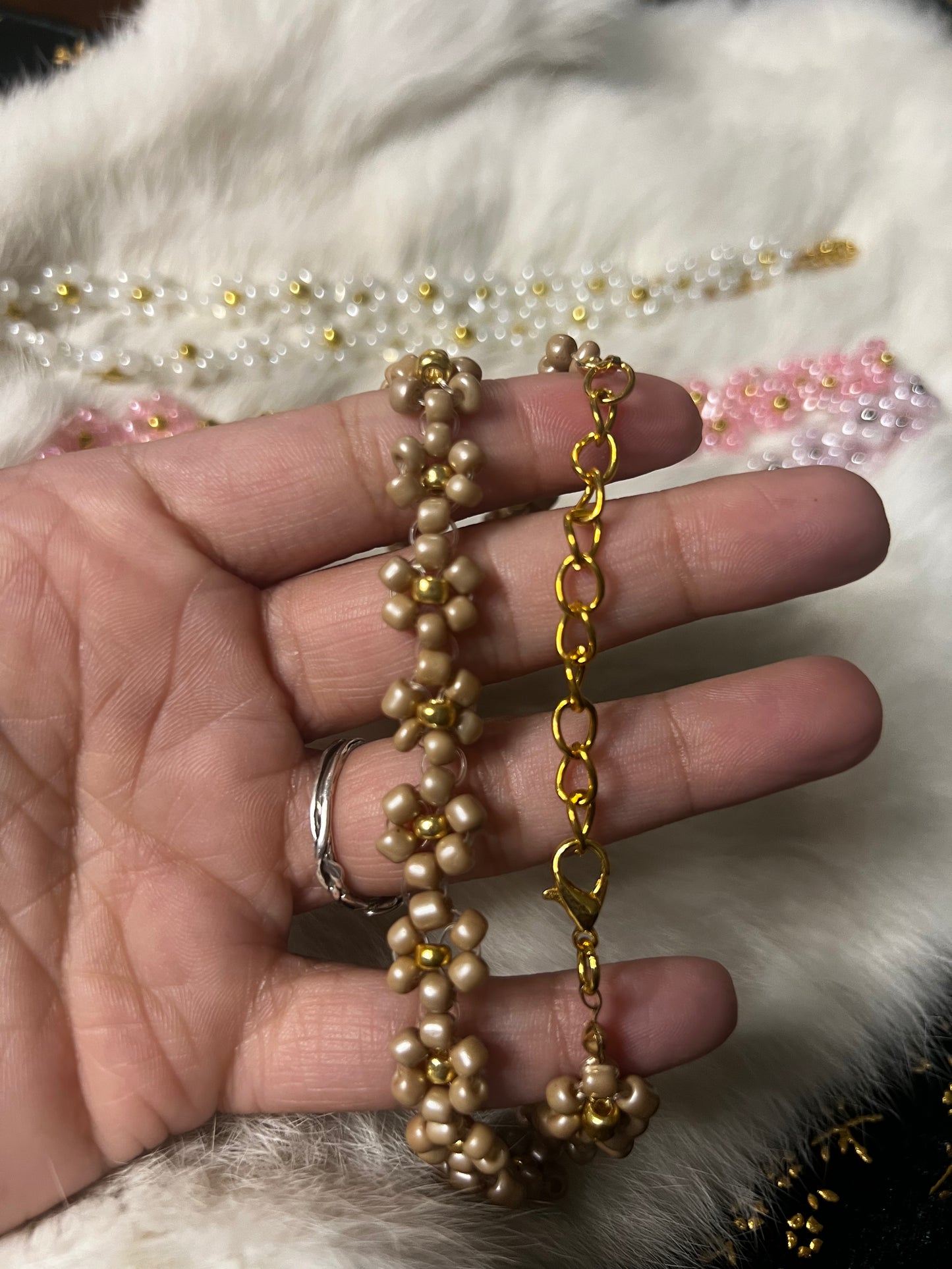 daisy chokers