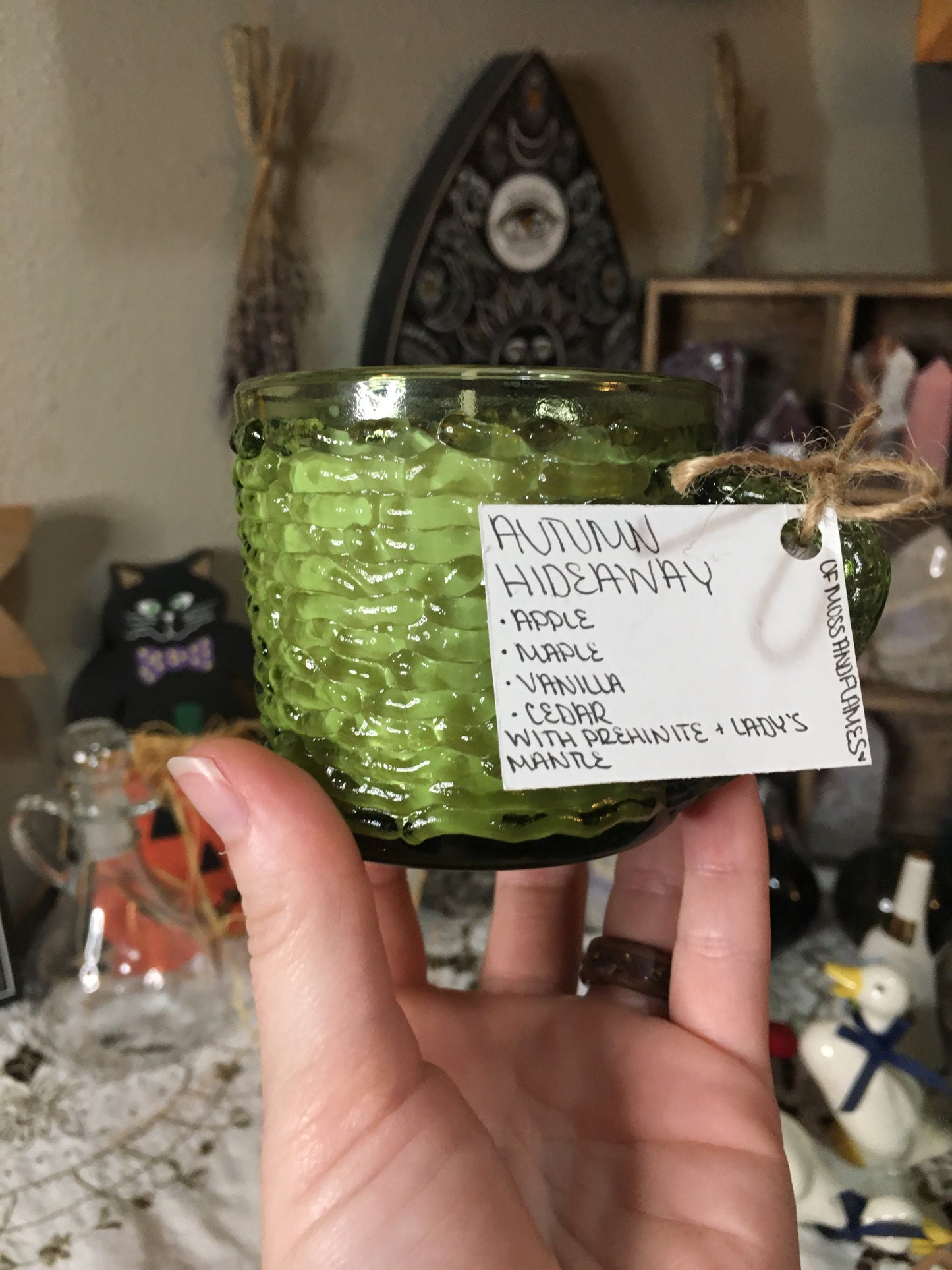 “autumn hideaway” candle