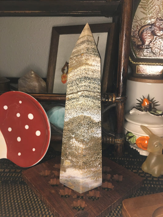 neutral ocean jasper statement tower