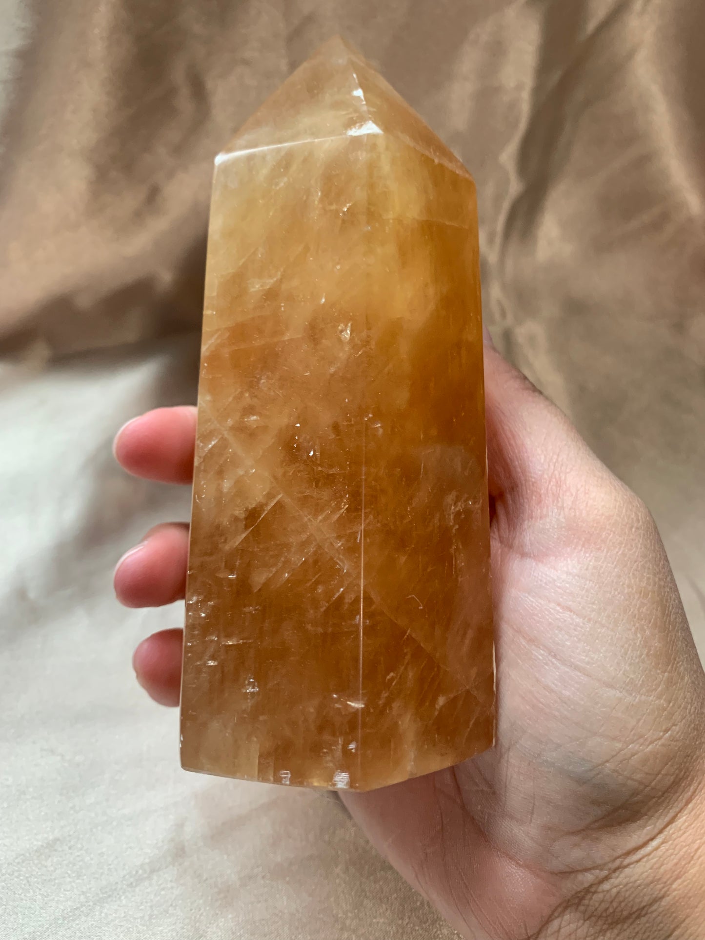 chunky honey calcite tower