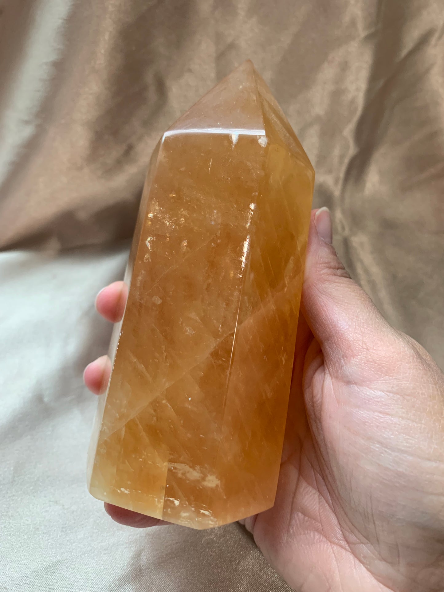 chunky honey calcite tower