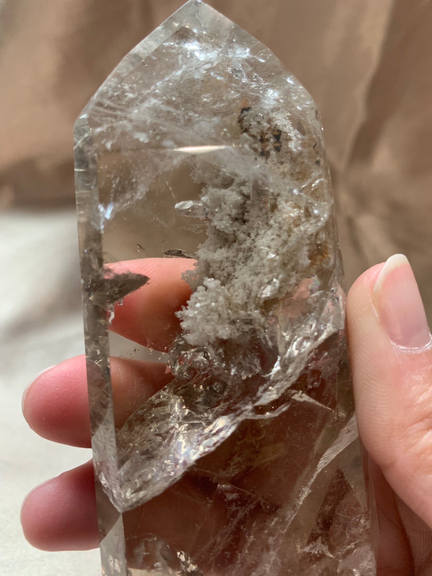 garden quartz (lodolite)tower