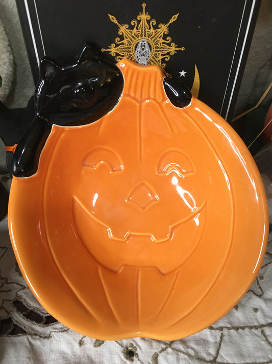 halloween cat dish