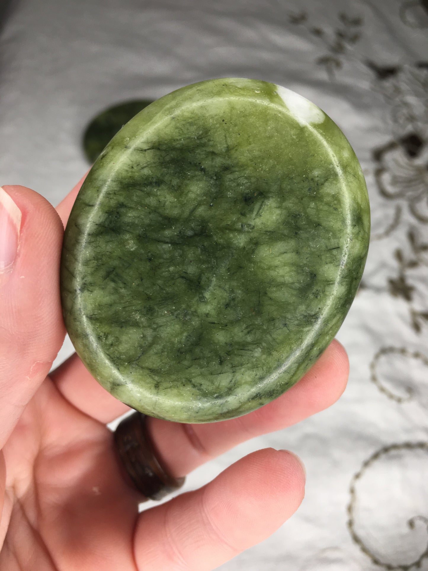 nephrite jade palmstones