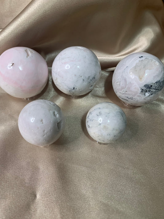 pink mangano calcite spheres (UV reactive)