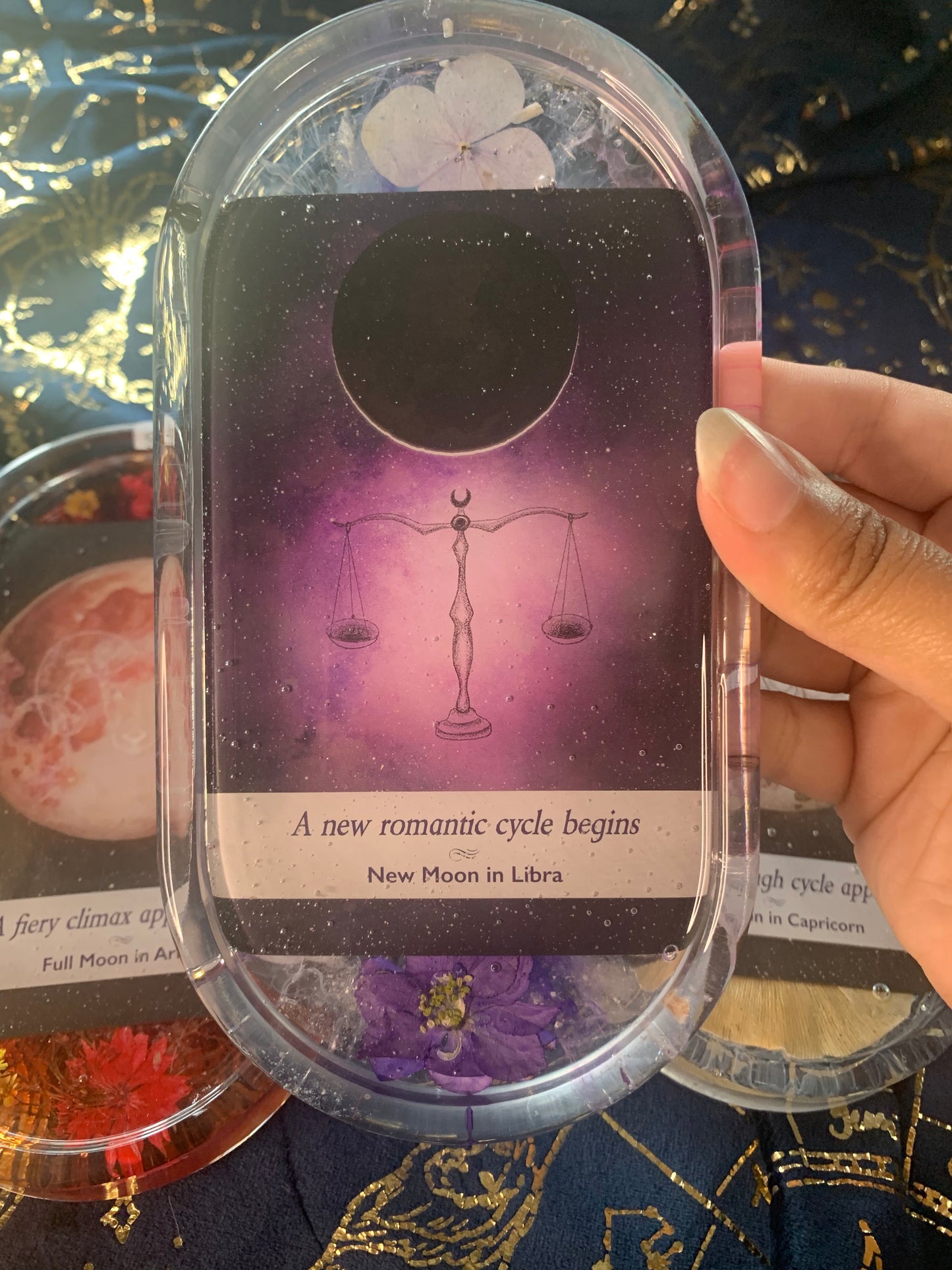 zodiac charging resin trays