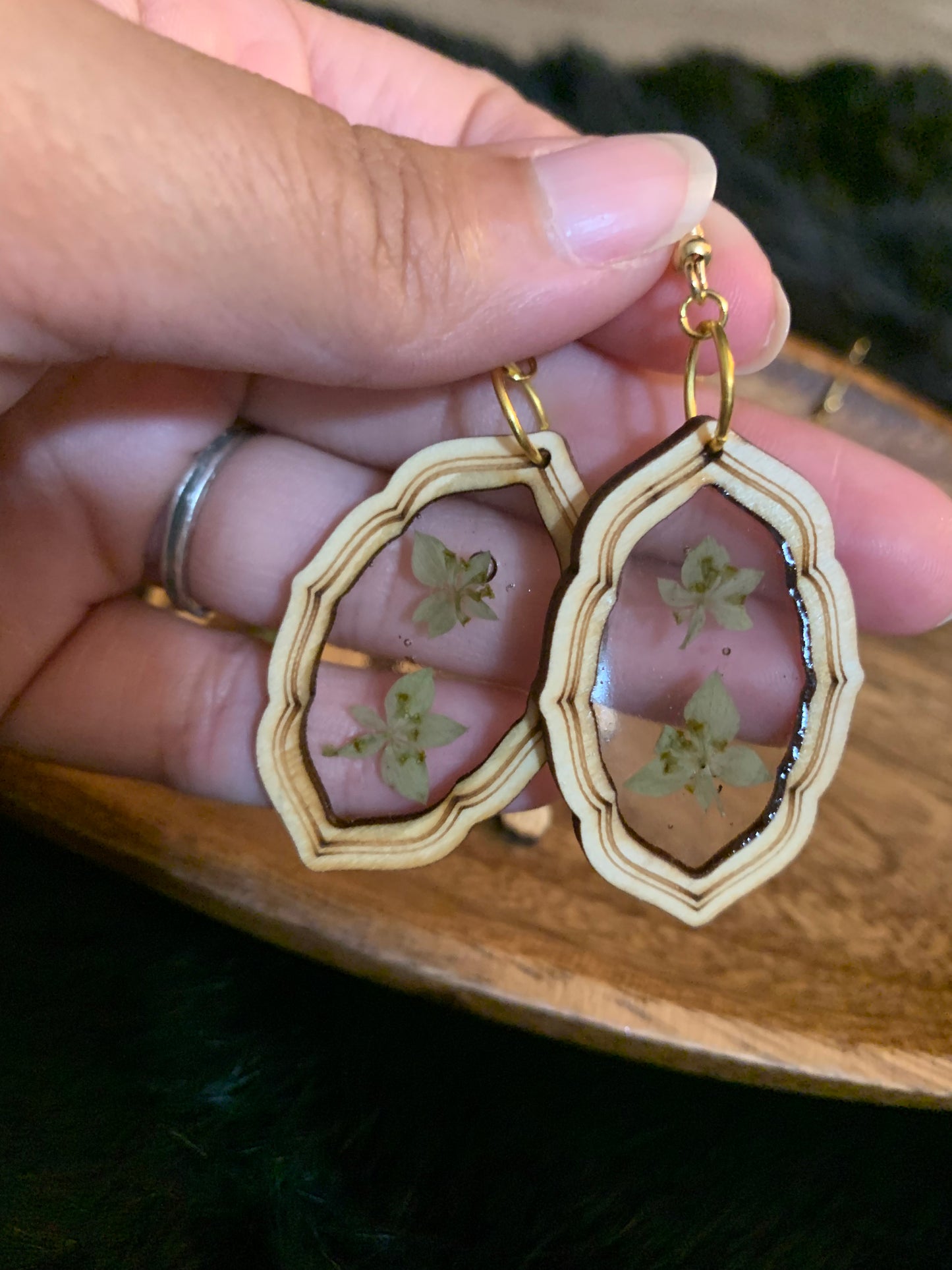 wooden frame pressed flower earrings