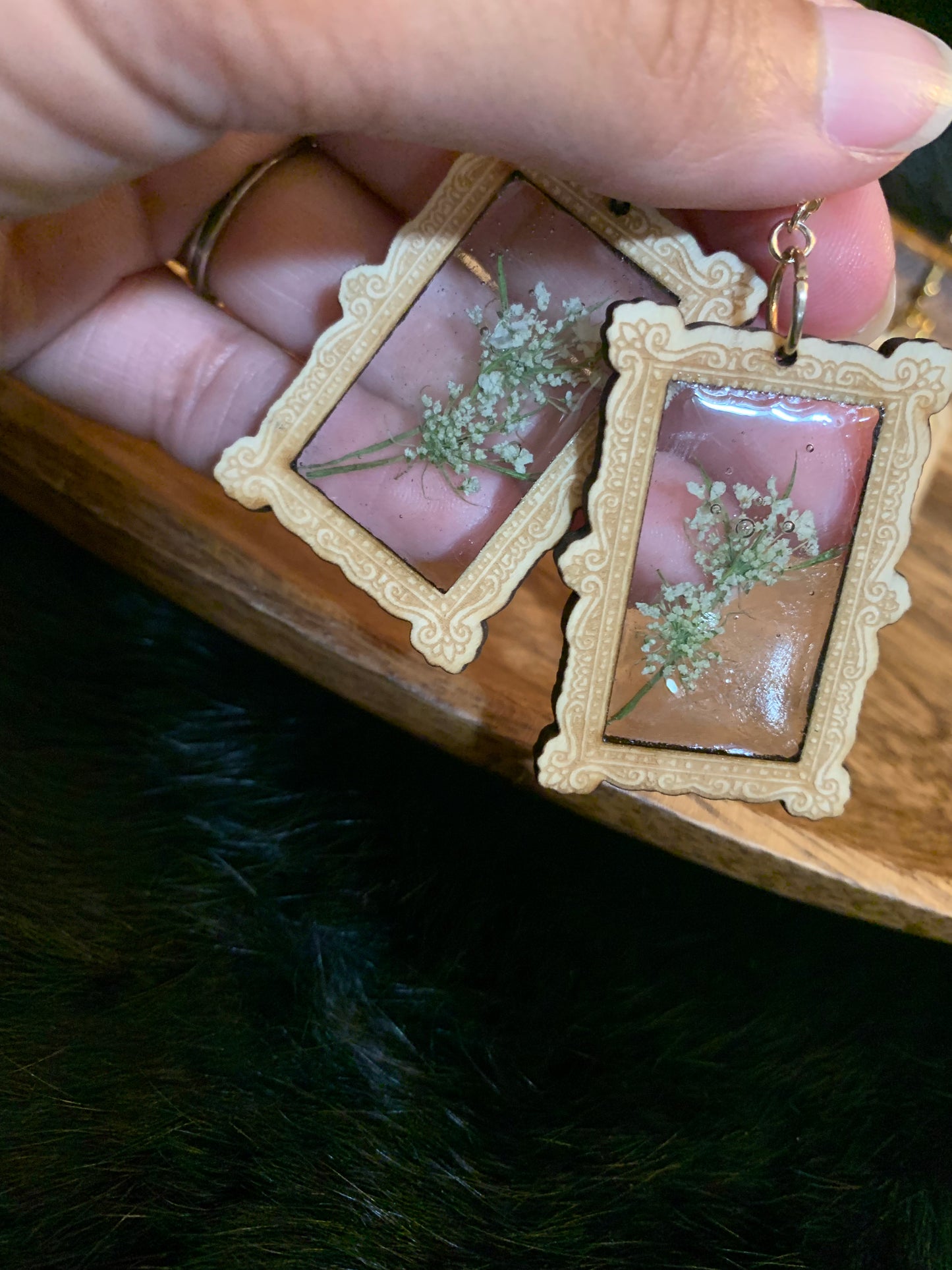 wooden frame pressed flower earrings